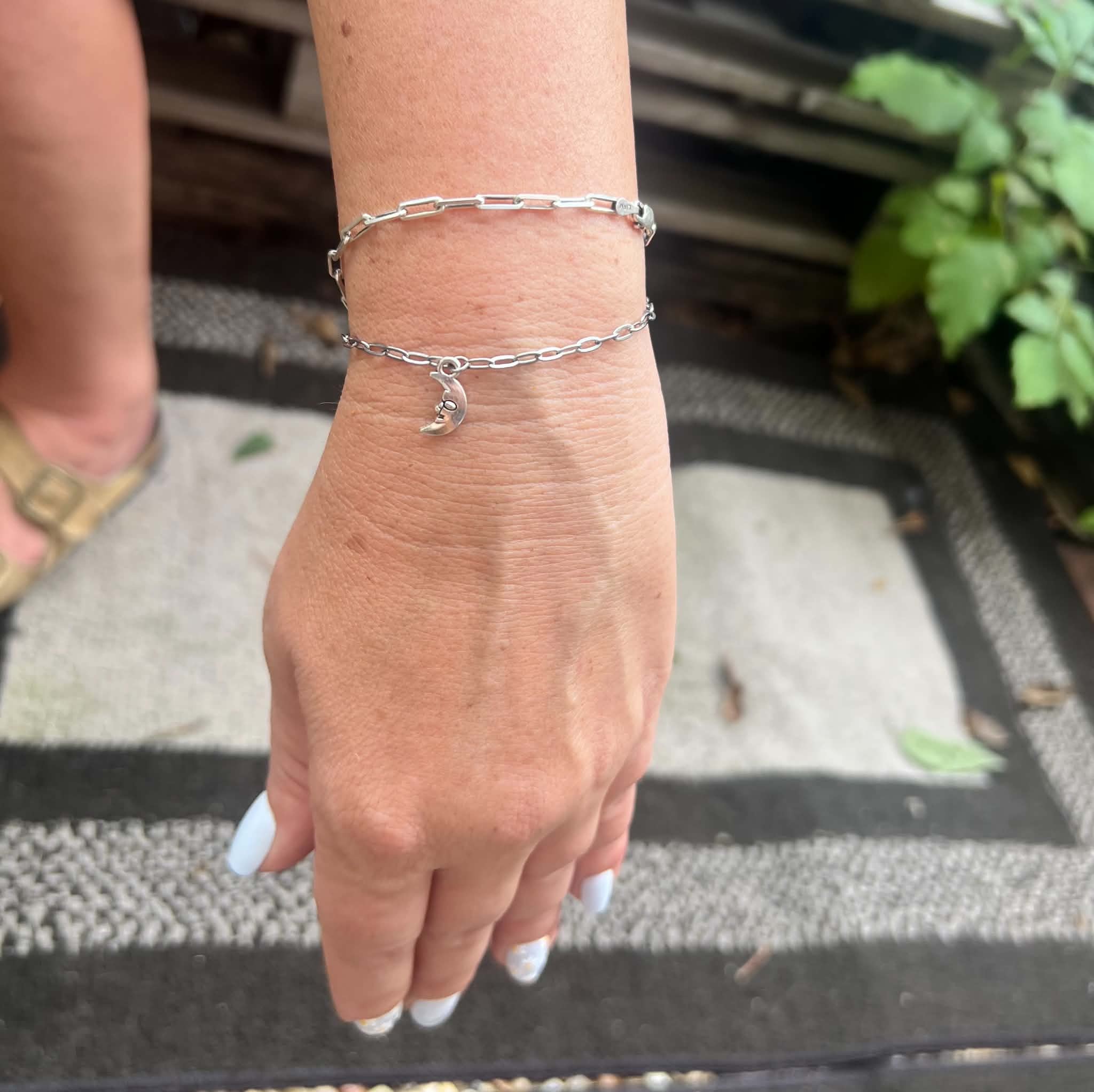 Layered permanent necklaces